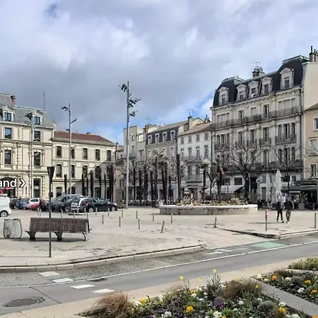 Le Petit Briand - Le Champ De Mars Valence