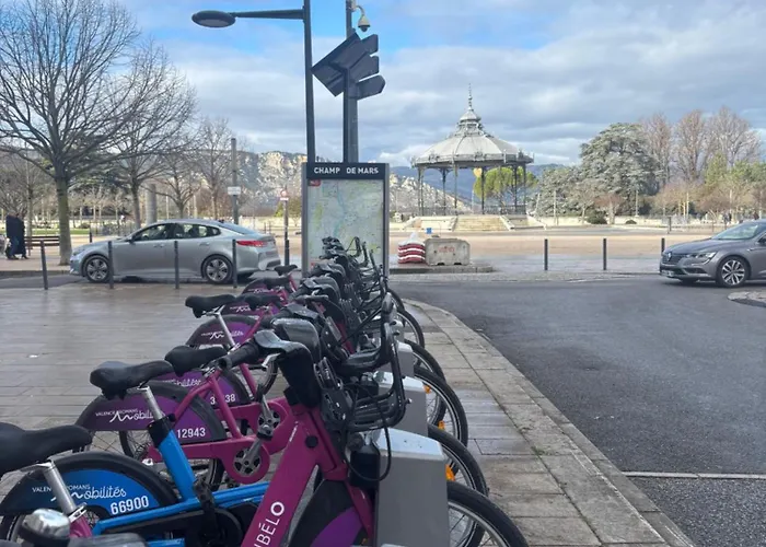 Le Petit Briand - Le Champ De Mars Apartman *